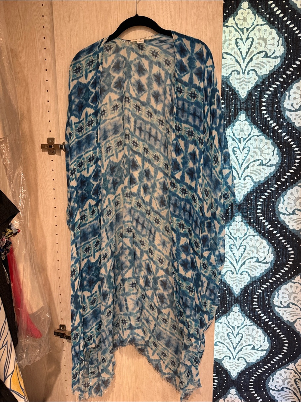 Subtle Luxury Blue Tie-Dye Sheer Swim Cover-Up Kimono
